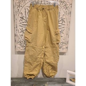 Halara Small cargo parachute pants